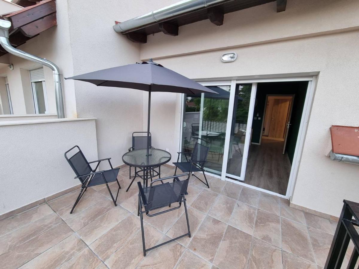 Bibi Terasz Apartman Balatonlelle Exterior photo